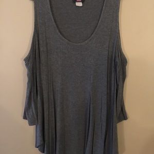 Plus size gray Cold shoulder top